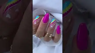 N&atilde;o &eacute; linda? Compartilha e mostra para uma amiga! #designerdeunhas #unhasdecoradas #unhaslindas