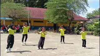 Penampilan dari Kelas 2 Pada Cabang Lomba Senam Kreasi Kegiatan PORSENI '25 | 17-12-2025