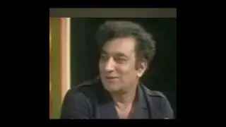 Ahmad Faraz reciting his poem in presence of  Faiz Ahmad Faiz sahib