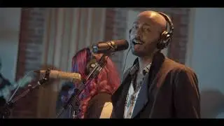 Hatim & Missy D - Facade (Live Music Video)