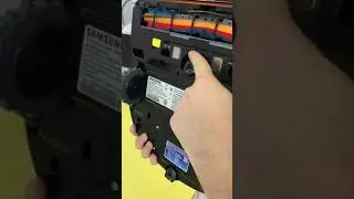 Как зарядить робот-пылесос Samsung VR10M7030 / VR20M7070   / VR20R7260. Как подключить Wi-Fi