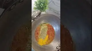 गाजर और शलगम का मसालेदार मिक्स वेज अचार बनाने की विधी | Carrot and Turnip mix veg pickle recipe