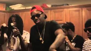 P Wild ft Foamz & Debo - Straight Drop