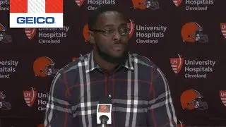 Browns introduce Chris Hubbard