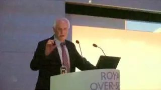 Dr Bernd Atenstaedt speaking at GIUK`s 40th Anniversary Celebration Dinner on 29 October 2015