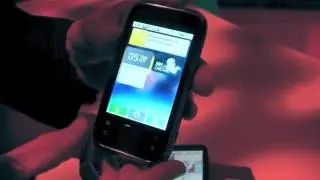 Hands on with the Motorola Flipside, Defy & Flipout Android Handsets