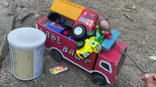 Wow!!! truknya mengangkat muatan truk mau guling 