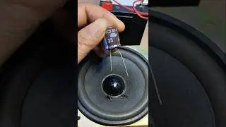 How to check speaker condition using capacitors #service #electronics #tips #test #speaker #tech