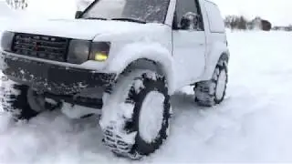 Rc scale studio model 4x4 1:10  MST CFX Mitsubishi pajero Raid scale run