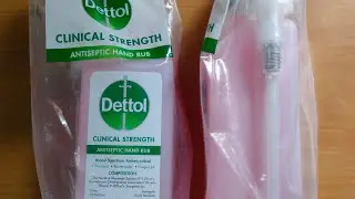 Dettol Clinical strength Hand rub / Hand Sanitizer | Are there any Ethanol Alcohol ?