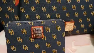 Unboxing●Gretta in Navy● Medium Zip Around Wallet 💕