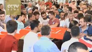 Turkish people mourn coup victims
