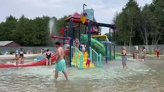Cedar Park Resort Bowmanville / big water splash and big swimming pools Nice place for summer Fun