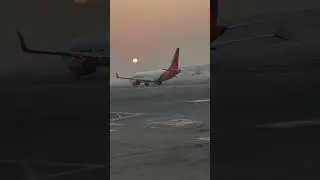 Morning at airport 🔥🔥🔥#morning #flight #indigo #alaska #viral #viralvideo #aviation