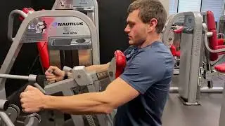 Upper back focused chest supported machine row