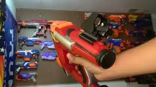 Red dot sight on a Nerf Magstrike