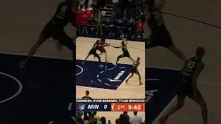 Aliyah Boston Shows Off Fancy Footwork on Tough Bucket at Lynx 💪