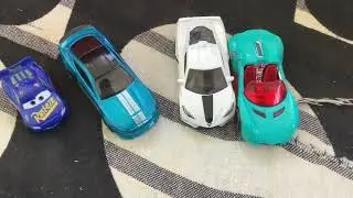 McQueen vs ford shelby vs corvette c8 vs zing smash in drag racing