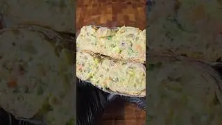 Smoked Salmon & Cream Cheese Bagel 🥯 Easy Recipe | How To Make It!