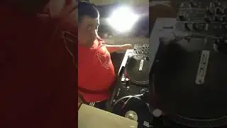 Probando SRH550dj shure