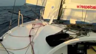 Aleix navegant-Minitransat