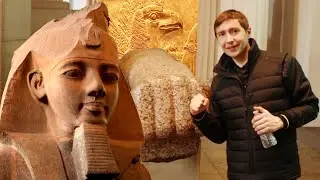 Fistbumping the Pharaoh in London British Museum!