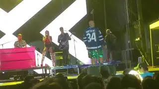 Aqua - My Mamma Said @ London, Ontario (9/16/18)