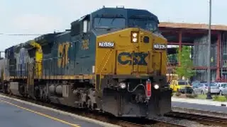 [CSX]7652 CW40-8 & 7786 CW40-8 Leads F707-30 Headed To Milan Yard With Hornsalute In Fay NC