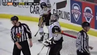 Kevin Carr makes the save of the 19-20 EIHL season! 🙀