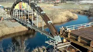 Lifting the arches at the Roger Bacon Bridge - Nappan, NS Canada