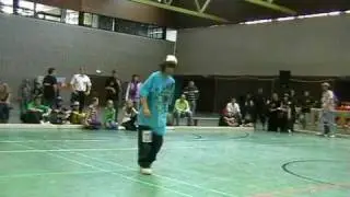 Clemens(rechts) / Finale DM-Krefeld 2009 / Tanzschule Grill / Bboy BeN-E(am Anfangl inks)