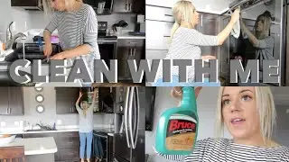 CLEAN WITH ME! | Kitchen Edition | basic cleaning | Cass Schroeder