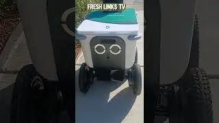UBER  FOOD DELIVERY ROBOTS, TAKING AWAY THOUSANDS OF FOOD  DELIVERY DRIVER JOBS IN AMERICA.