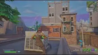 Me play fortnite