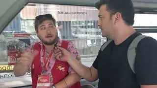 Emigró a BARCELONA y le cambió su vida es GUIA EN EL BUS, ¿SUELDO?