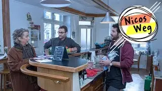 Deutsch lernen (A2) | Nicos Weg | Folge 63: Was sollen wir schenken?