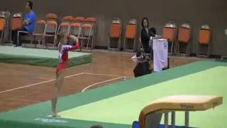 2009 International Junior Viktoria Komova FX (AA)