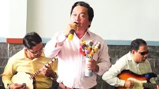 Giọng ca độc qu&aacute;, rất giống với Thanh Tuấn l&uacute;c c&ograve;n trẻ!
