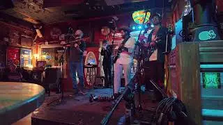 Pat Sheridan ft. Mamaw's Angel - Big City
