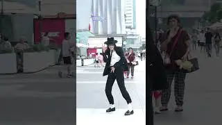 Robot&nbsp;dance&nbsp;+&nbsp;Moonwalk,&nbsp;MJ&nbsp;is&nbsp;the&nbsp;King!#caijun #michaeljacksoncaijun#michael #mj #dance #moonwalk