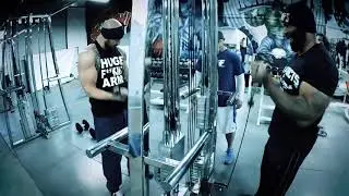 Luke Hawx Vs C.T. Fletcher: WRASSLIN WITH THE WEIGHT!!