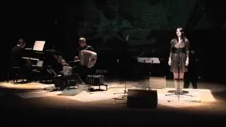 E' LUNGA LA STRADA - IT'S A LONG WAY - Punto in Movimento Shiftingpoint