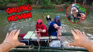 3 Spider Man Escape From SMILING WOMAN Dancing In The River of Horror ( Scary POV )