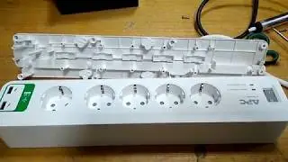 Сетевой фильтр APC Essential SurgeArrest PM5U-RS