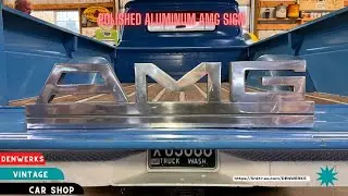 Полированная алюминиевая вывеска AMG от Denwerks Automobilia, магазин Mercedes AMG.
