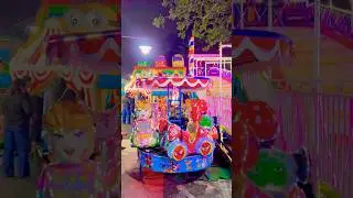 Милые мини-машинки Эльзы и Хеллокитти
