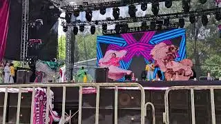 Feria de las flores Grupo Mon Art presente