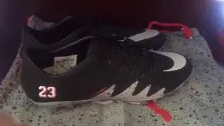 Unboxing Neymar Jordan! (Soccer cleats)