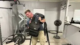Dips for strength. 316 pounds. No man ever cared about panty lines.