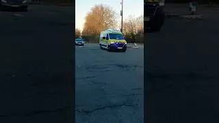UMH SMUR de Gu&eacute;ret ( #samu23 ) en urgence dans Limoges direction le CHU. 🚨🔊🎶